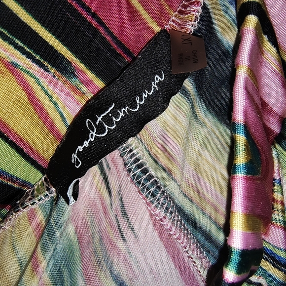 Women's 2pc Leisure Set - Picture 10 of 11